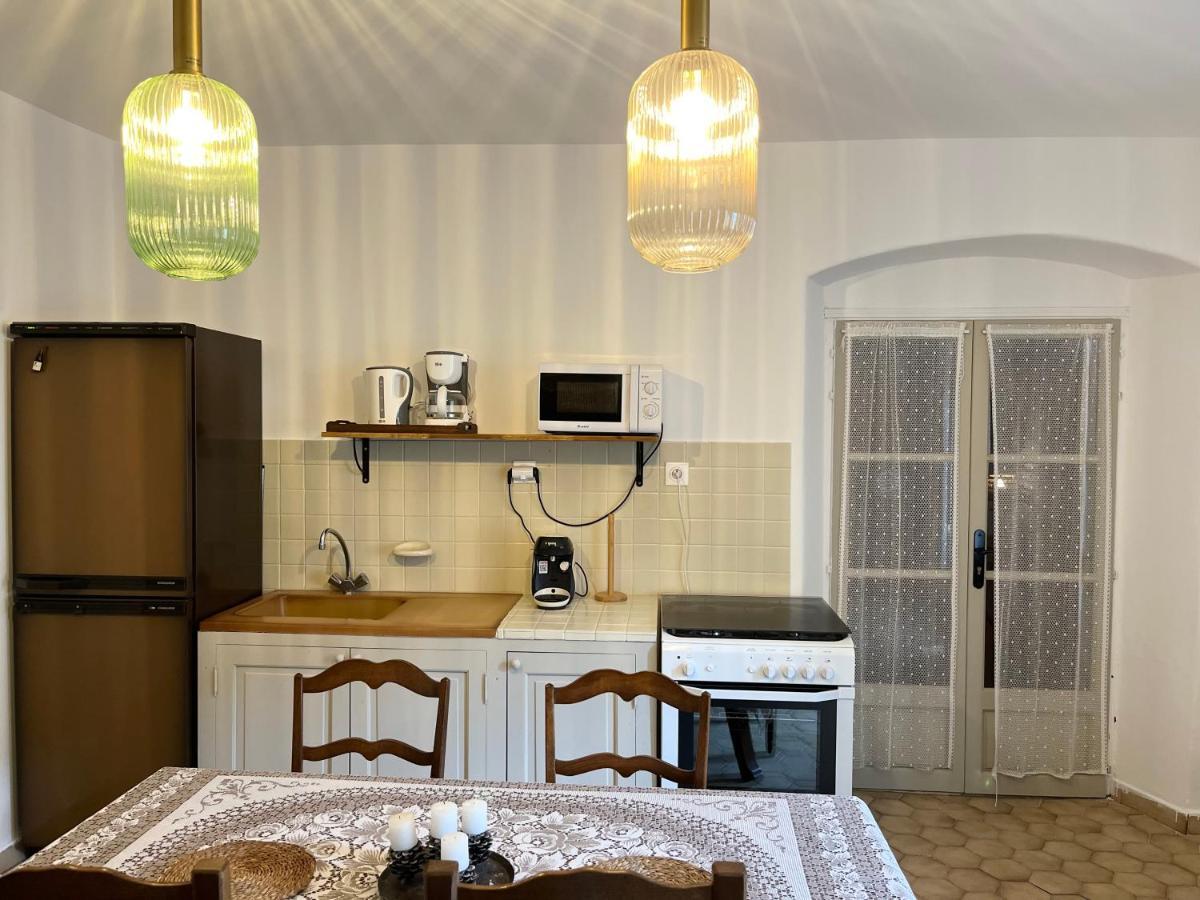 Housica & Co. Apartment Ucciani Bagian luar foto